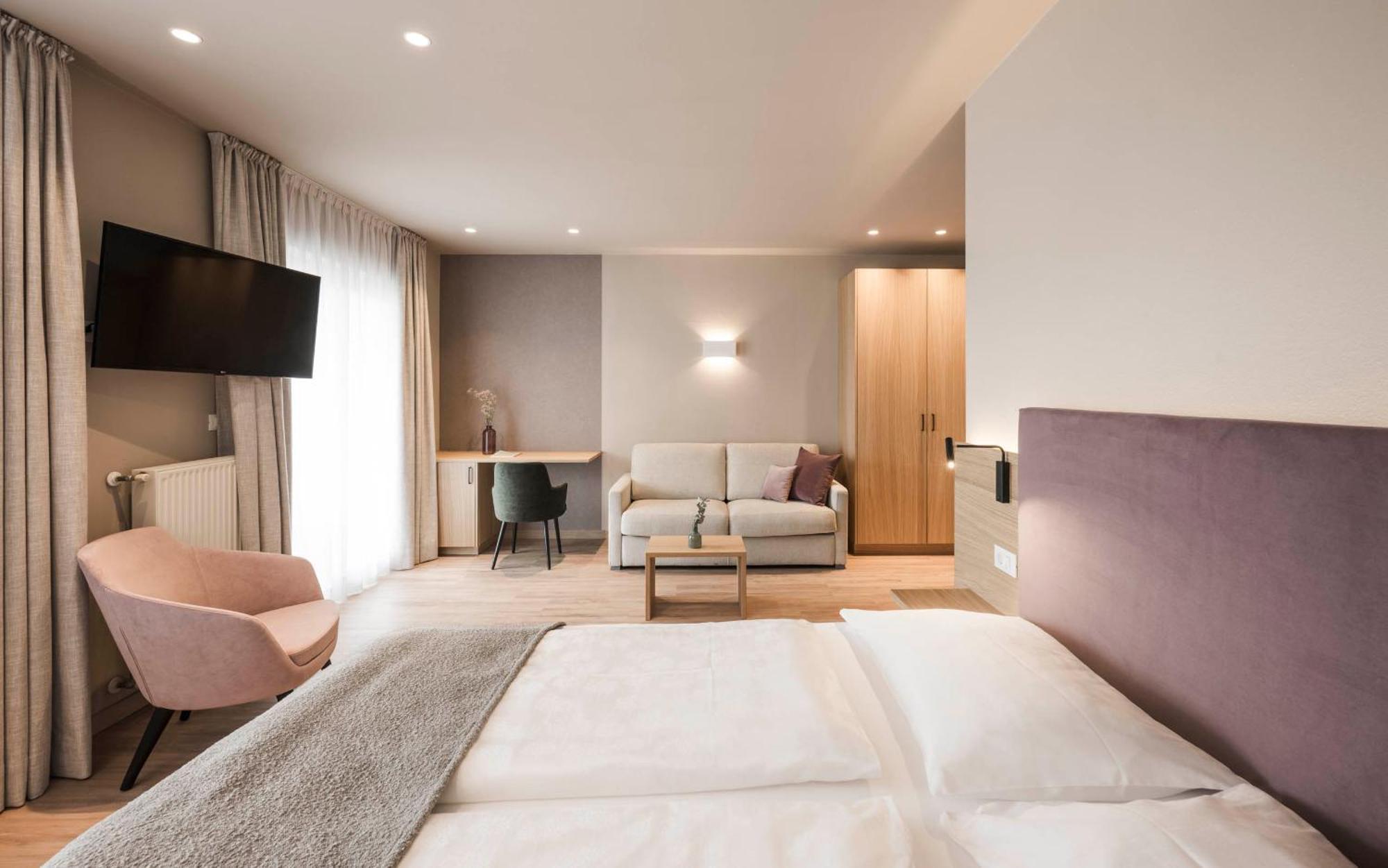 Appartementhaus Residence Hirzer ティローロ エクステリア 写真