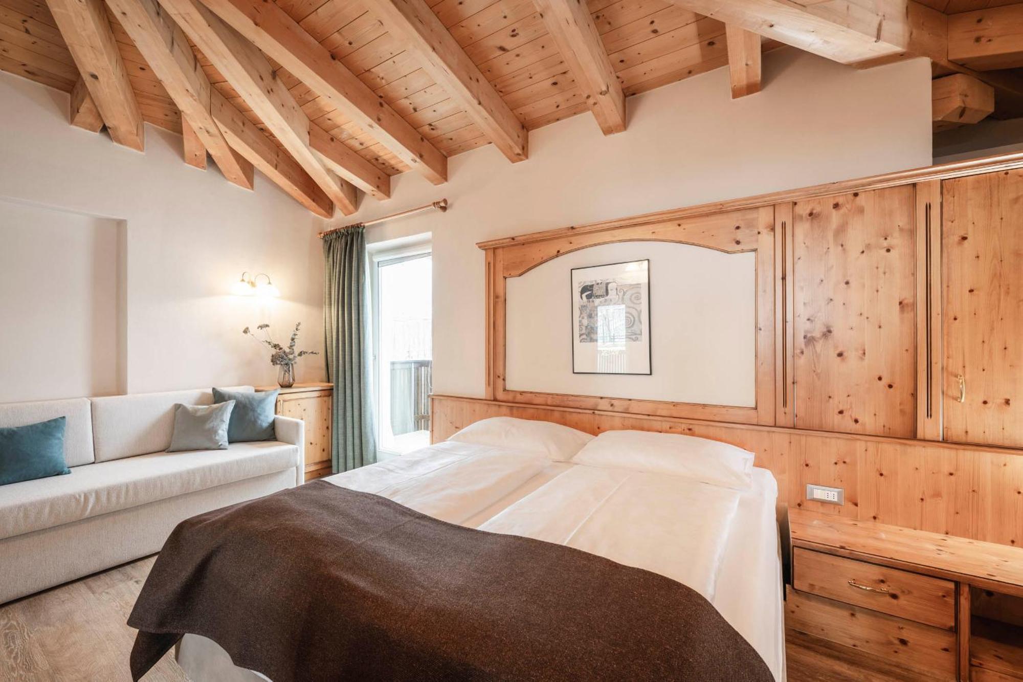 Appartementhaus Residence Hirzer ティローロ 部屋 写真