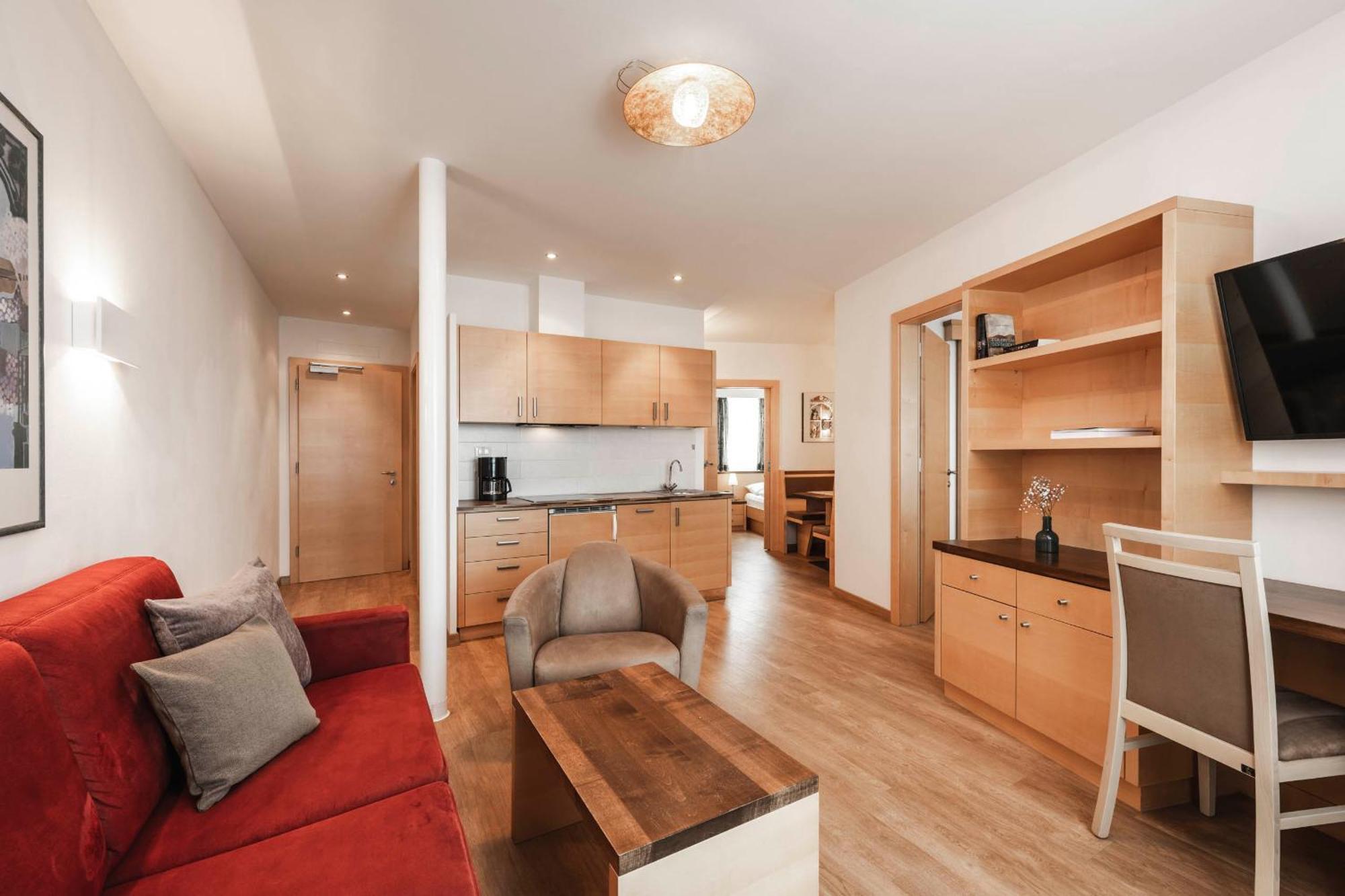Appartementhaus Residence Hirzer ティローロ 部屋 写真
